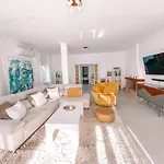 Βίλα Aivy Costa Teguise